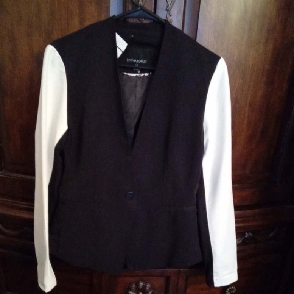 Cynthia Rowley Women's Black and White Colorblock Collarless Blazer Size Small